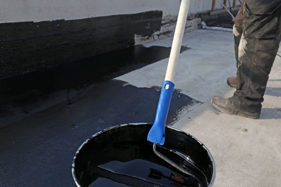asphalt sealcoating